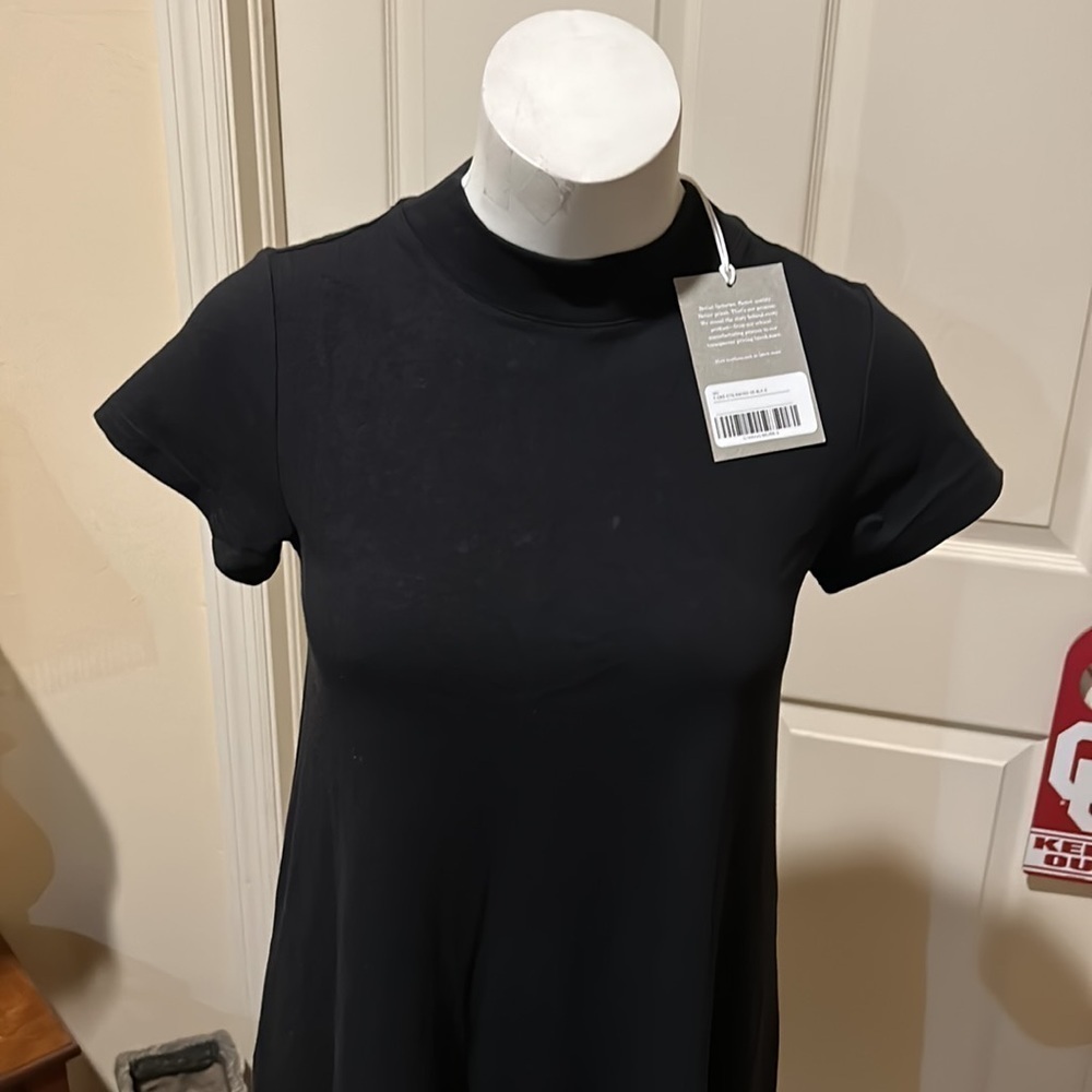Everlane swing s/s mock neck dress. NWT. Small - Picture 3 of 9